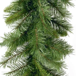 Hot Christmas Land 9Ft Winchester Pine Christmas Garland